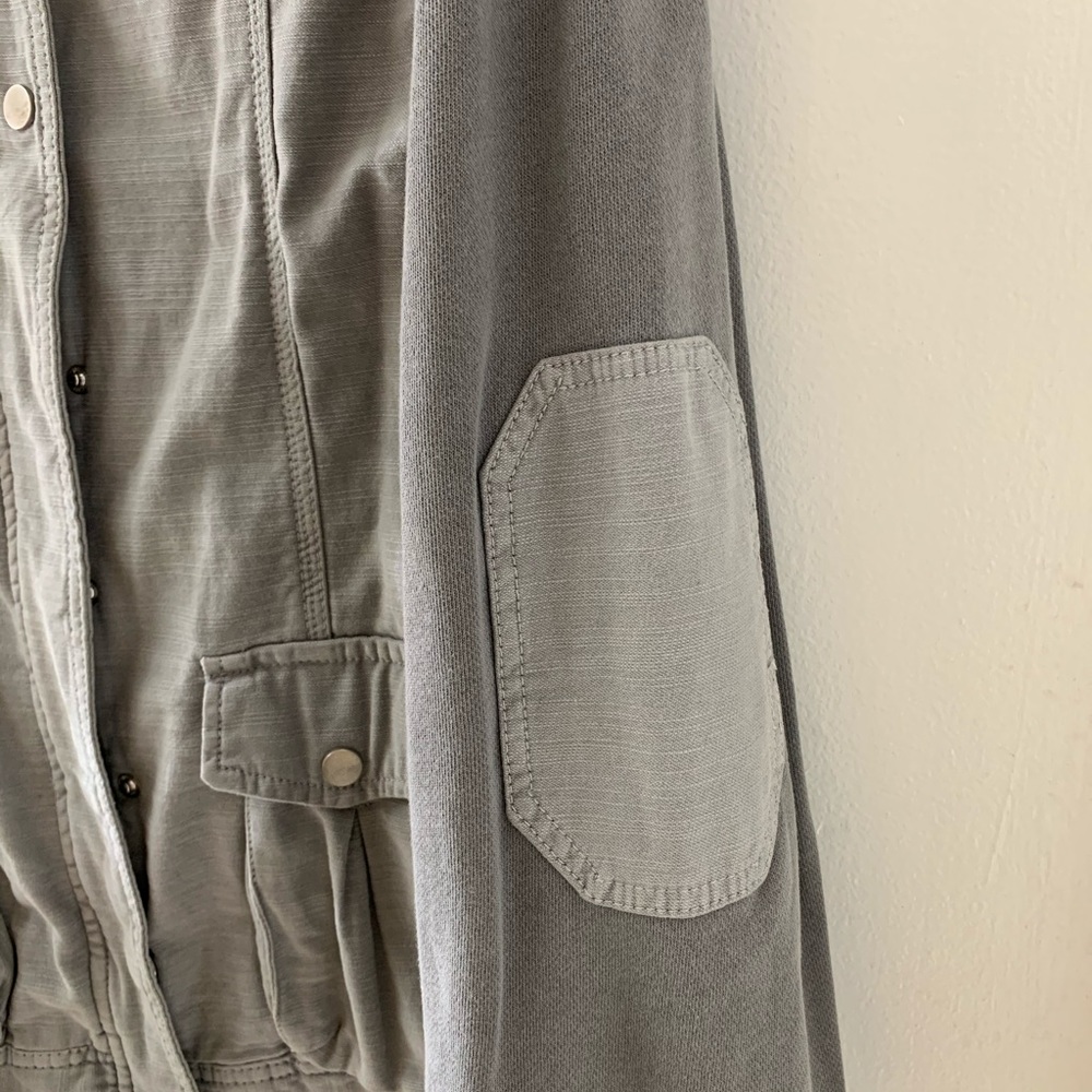 Gray jacket - Picture 4 of 4